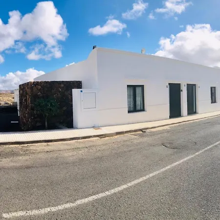 아파트 Alegria In The Beautiful Village Of Mozaga, Lanzarote *